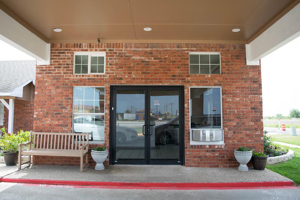 Countryside Inn Kaufman Bagian luar foto